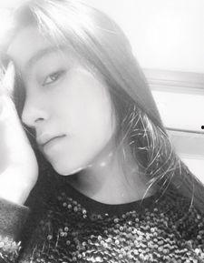 王亚楠个人资料女,才华横溢的年轻女演员，演艺事业璀璨星光