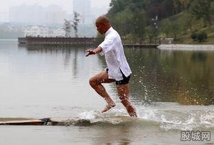 水上漂图片,探寻自然与艺术的和谐共鸣 第2张 水上漂图片,探寻自然与艺术的和谐共鸣 第2张