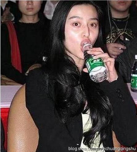 明星被挠脚,笑料百出! 第3张 明星被挠脚,笑料百出! 第3张