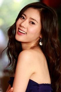 秋瓷炫的照片全集,美丽瞬间,光影交织的演艺生涯回顾 第2张 秋瓷炫的照片全集,美丽瞬间,光影交织的演艺生涯回顾 第2张