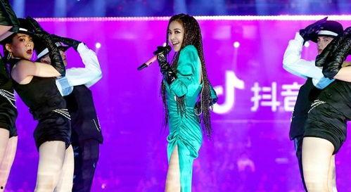 蔡依林什么什么花絮,揭秘舞台背后的精彩瞬间