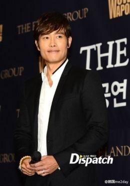 韩国娱乐新闻李秉宪,从影坛巨星到家庭支柱，他的蜕变之路  第2张